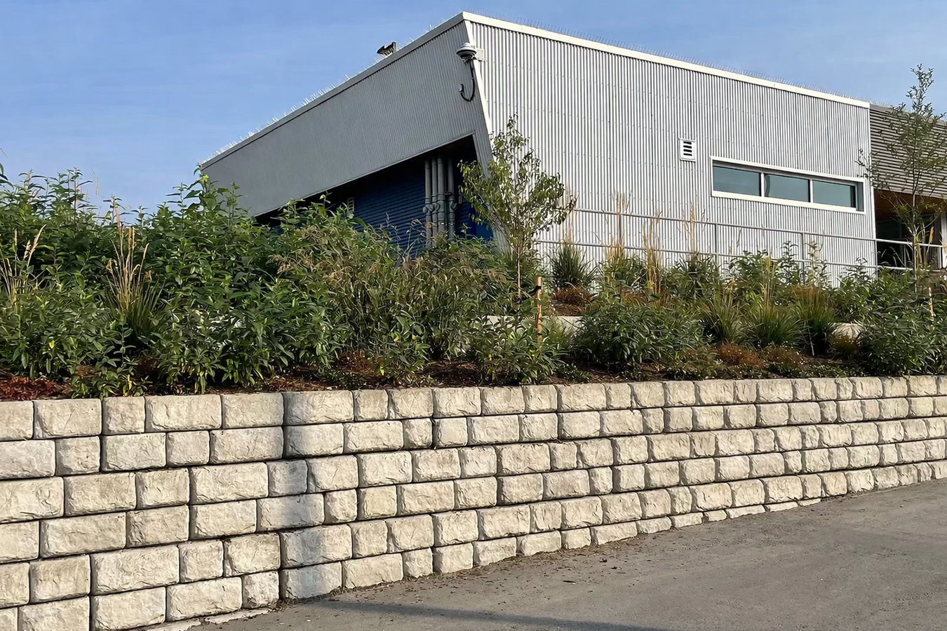 Concrete retaining walls in Harlingen, TX